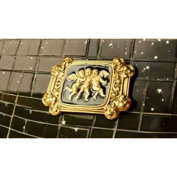 Vintage Cherub Scroll Pin Angels Black Gold Tone Signed EI Brooch Lapel Jewelry - Picture 1 of 16
